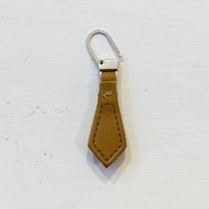 Puxador Gravata – Camel